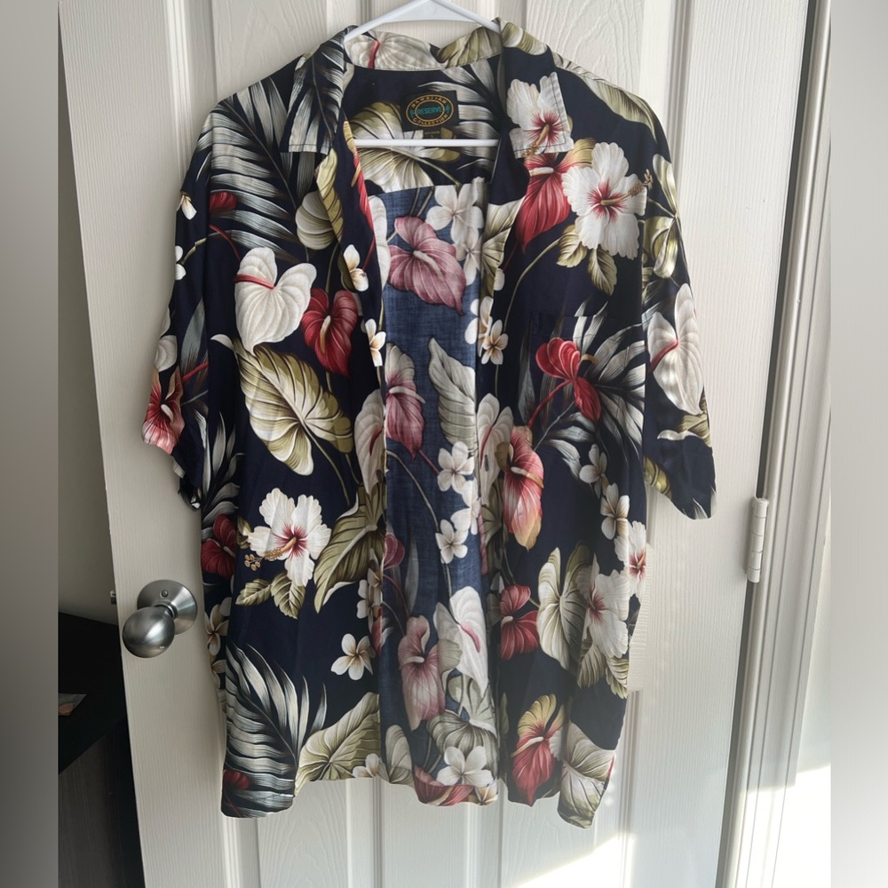 Vintage Men’s Hawaiian Shirt